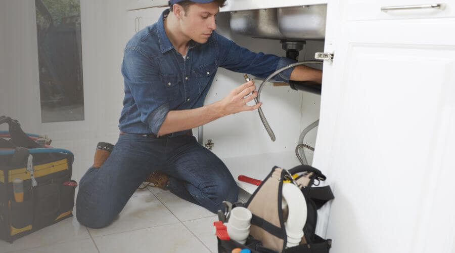 Local expert plumbing services in Crown, PA